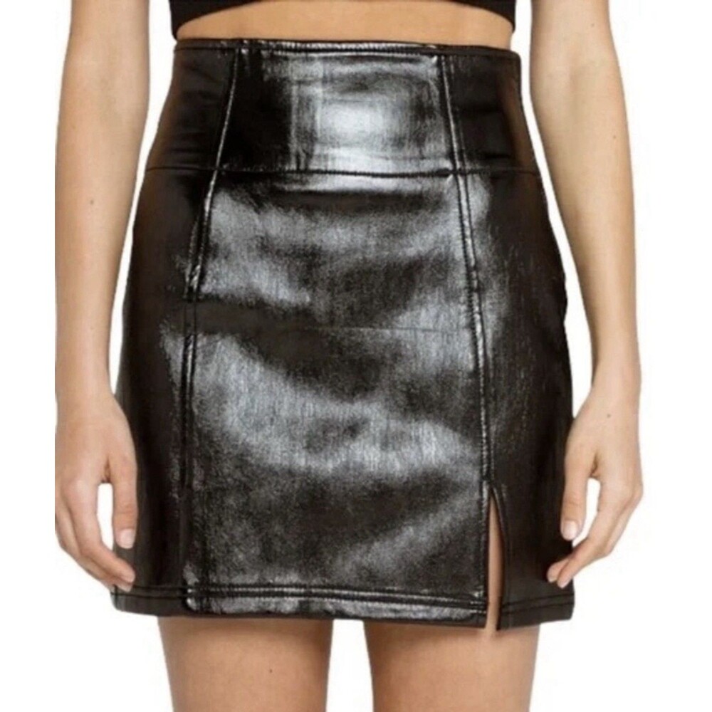 Free People Holding onto a Dream Coated Glossy Faux Leather Mini Skirt Women’s 8